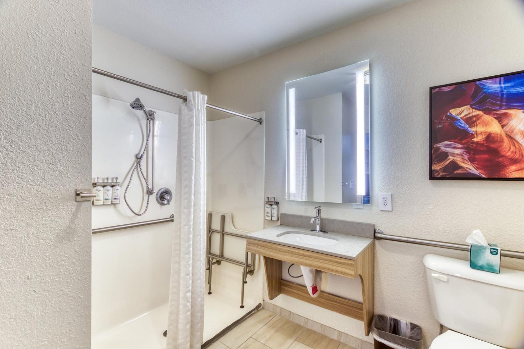 Candlewood By Ihg Hotel 2*